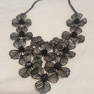 Floral STATEMENT NECKLACE